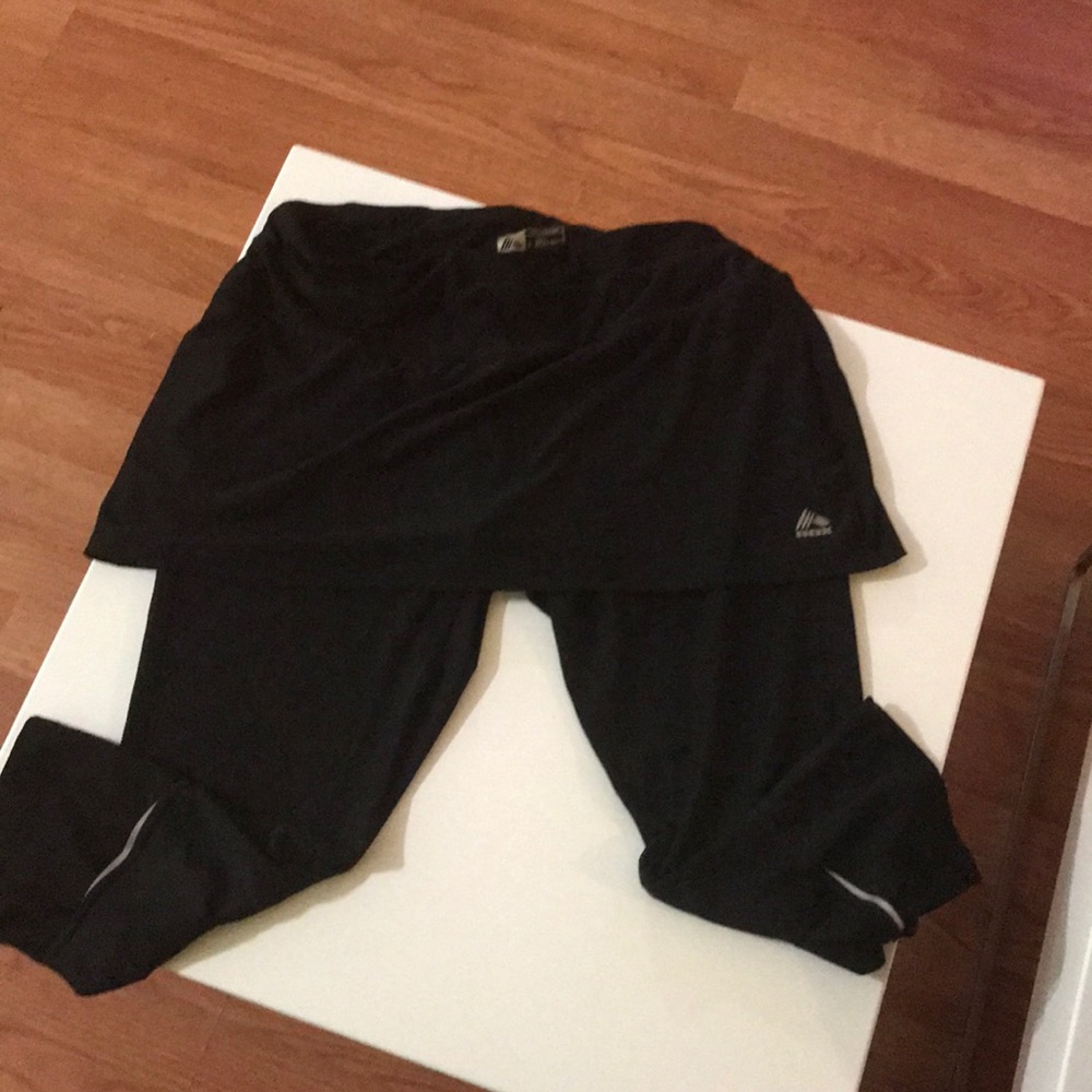 RBX Attached Skirt Capri